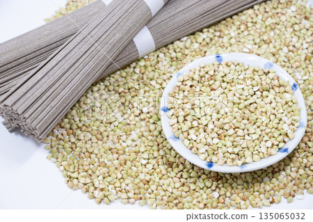 Buckwheat seeds, dried noodles Buckwheat seeds, dried noodles 135065032