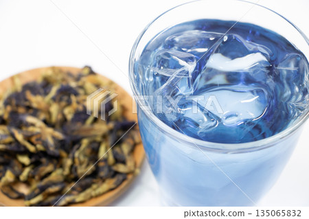 冰鎮蝶豆花草茶 冰鎮蝶豆花草茶 135065832