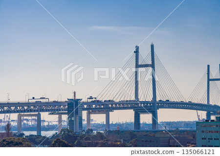 (Kanagawa Prefecture) Yokohama Minato Mirai Bay Bridge as seen from Daikoku Bridge (Kanagawa Prefecture) Yokohama Minato Mirai Bay Bridge as seen from Daikoku Bridge 135066121