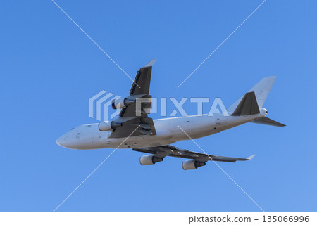 一架飛機 一架飛機 135066996