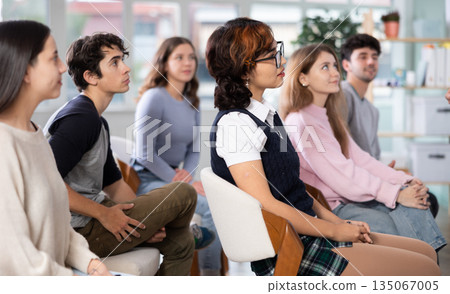 Students sit attentively in the classroom and listen to lectures Students sit attentively in the classroom and listen to lectures 135067005