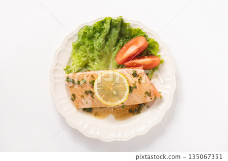 Rare salmon steak (stir-fried with butter and soy sauce) 135067351