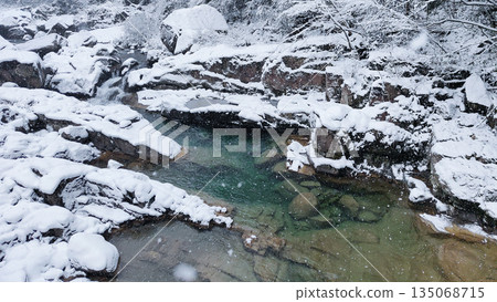 巽川峽谷（冬季） 135068715