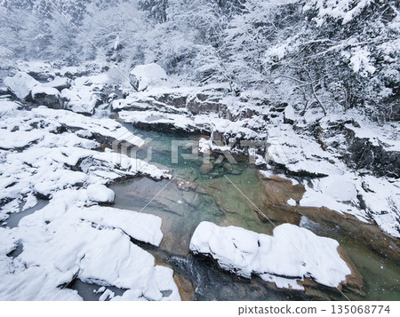 巽川峽谷（冬季） 135068774