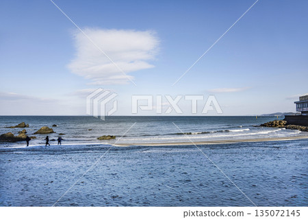 Ise Meoto Rocks, sandy beach next to Meoto Yokocho 135072145