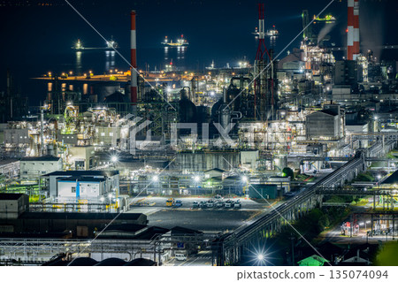 Night view of Otake City's factories and petrochemical plants Night view of Otake City's factories and petrochemical plants 135074094