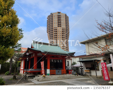 Azabu Hikawa Shrine 135076337