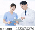 Image of collaboration between doctors and nurses 135078270