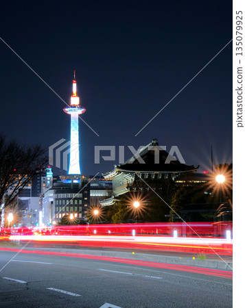 Night view of Higashi Honganji Temple Goei-do Gate and Kyoto Tower Night view of Higashi Honganji Temple Goei-do Gate and Kyoto Tower 135079925