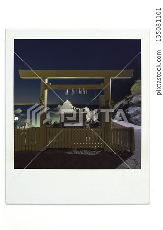 Futamigaura Couple Rocks Polar Wind 135081101