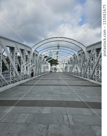 This is white bride around Marina Bay Sands. This is white bride around Marina Bay Sands. 135081675