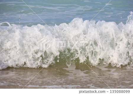 Foaming white waves, Okinawa Prefecture Foaming white waves, Okinawa Prefecture 135088099