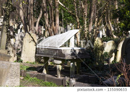 Unique Piano Grave of Harry Thornton in Highgate Cemetery, London, UK 135090633