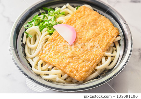 微波爐加熱簡易狐狸烏龍麵 135091190