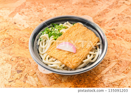 微波爐加熱簡易狐狸烏龍麵 135091203