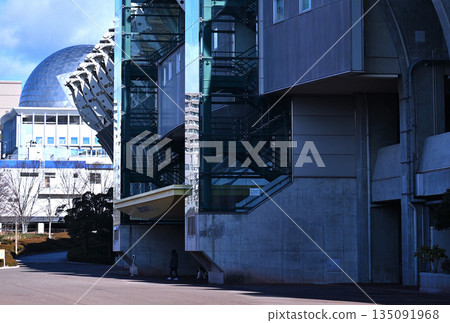 體育場後方 135091968