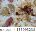 Delicious pizza 135093238