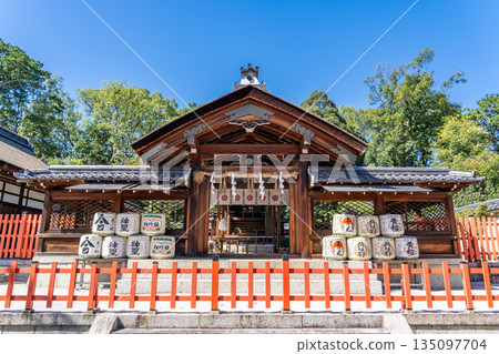 建君神社（俗稱建君先生），原名建織田神社，供奉織田信長。位於京都市北區紫野市北船岡町。 135097704