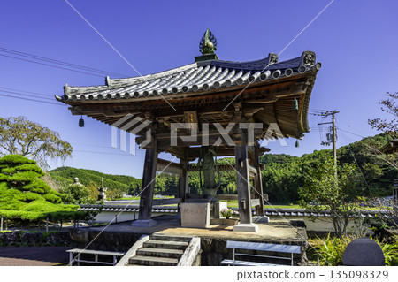 四國88座寺廟中的第34座:高知縣高知市種間寺觀音堂 四國88座寺廟中的第34座:高知縣高知市種間寺觀音堂 135098329