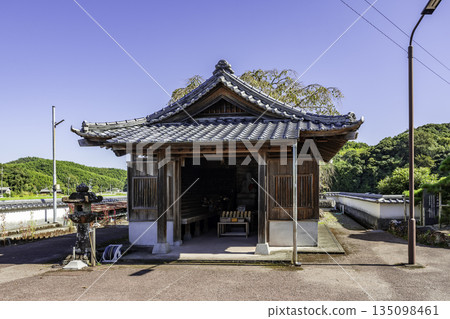四國88座寺廟中的第34座:種馬寺,地藏殿,高知縣高知市 四國88座寺廟中的第34座:種馬寺,地藏殿,高知縣高知市 135098461
