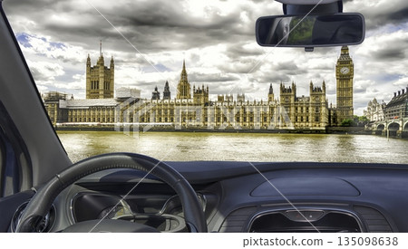 View of London's Houses of Parliament and Big Ben View of London's Houses of Parliament and Big Ben 135098638