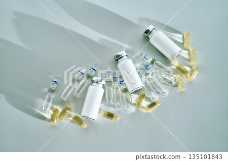Medical vials, ampoules, and capsules for healthcare treatment Medical vials, ampoules, and capsules for healthcare treatment 135101843
