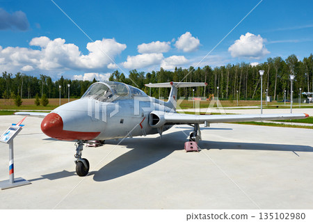 Aero L-29 Dolphin Maya military jet trainer aircraft Aero L-29 Dolphin Maya military jet trainer aircraft 135102980