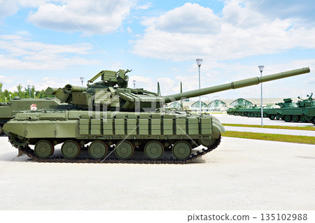 Soviet main battle tank T-64 135102988
