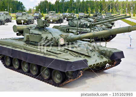 Soviet main battle tanks T-64 and T-72 Soviet main battle tanks T-64 and T-72 135102993