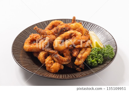Deep-fried squid Deep-fried squid 135109951