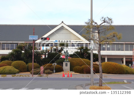 萬州赤穗站前的十字路口（兵庫縣赤穗市） 135112398