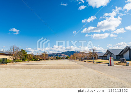 平城宮遺址國立歷史公園，朱雀門廣場，奈良市 135113562