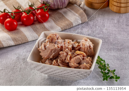 Canned tuna fillet for salad 135113954
