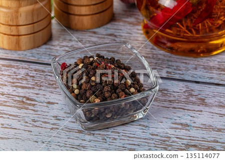 Aroma seasoning pepper corn mix Aroma seasoning pepper corn mix 135114077