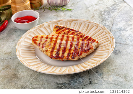 Grilled turkey breast fillet steak 135114362