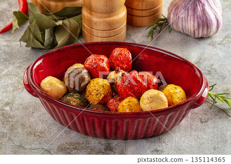 Shanklish cheese with spices in the oil 135114365