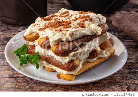 Delicous Tiramisu cake with cream 135114488