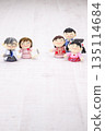 Doctor, nurse and family dolls 135114684