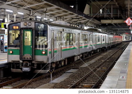 Tohoku Line 701 series + E721 series 6 local trains 135114875