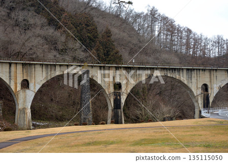 釜石線上的宮守川橋（眼鏡橋） 135115050