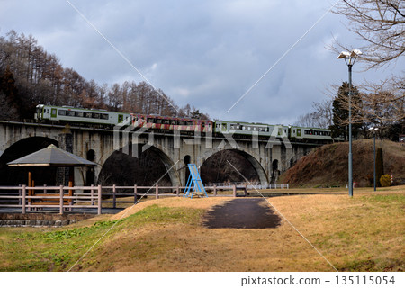 Kiha 110 series rapid train Hamayuri No. 54 running on the Kamaishi Line 135115054