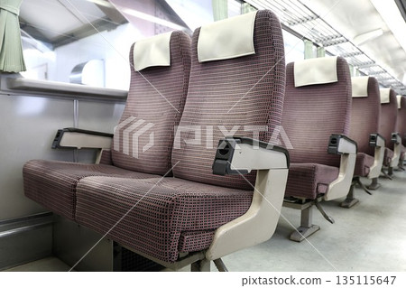 [JR東日本] Kiha 110系列 0 號快速列車「濱百合」 - 指定席（東北本線：盛岡站） 135115647