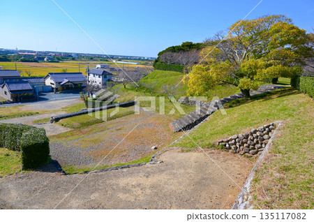 Yokosuka Castle Ruins, Kakegawa City Yokosuka Castle Ruins, Kakegawa City 135117082