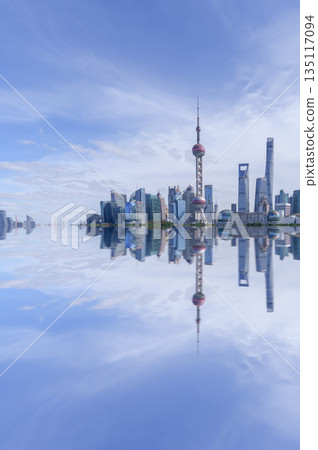 Reflections of the Shanghai Bund and Lujiazui skyline Reflections of the Shanghai Bund and Lujiazui skyline 135117094