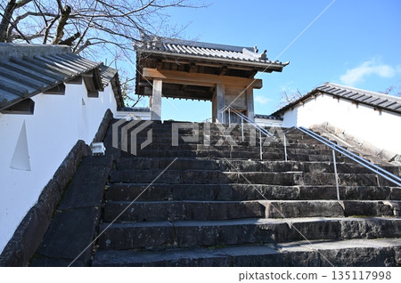 Kakegawa Castle Shisokumon Gate, Kakegawa City 135117998
