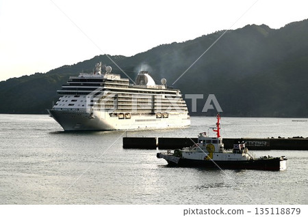 Seven Seas Explorer cruise ship Seven Seas Explorer cruise ship 135118879