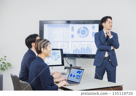 A businessman meeting in the office A businessman meeting in the office 135119720