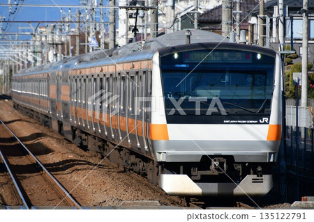 E233系列0 Tota T1編隊在歐姆線上 135122791