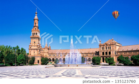 塞維利亞西班牙廣場的美景 135123760