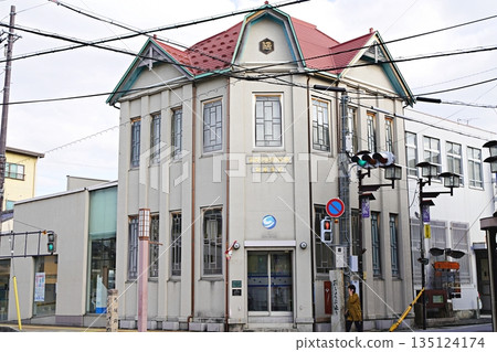 Shiga, Hikone, Iris Street, Shiga Chuo Shinkin Bank (Important Preservation District for Traditional Buildings) (late autumn) 135124174